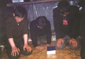 Ciudadanos de cuarta y los que recogen cartón para sobrevivir Ciudadanos de cuarta y los que recogen cartón para sobrevivir