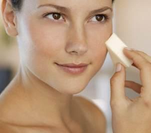 Cómo hacer que tu maquillaje y tu perfume aguanten al máximo en Nochevieja... Cómo hacer que tu maquillaje y tu perfume aguanten al máximo en Nochevieja...