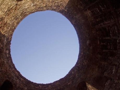 Salir del agujero Salir del agujero