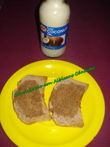 Tostadas de pan de espelta con aceite de coco… 1