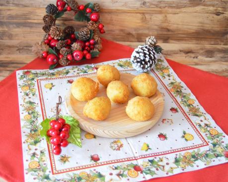 CROQUETAS DE MERLUZA Y GAMBAS CROQUETAS DE MERLUZA Y GAMBAS