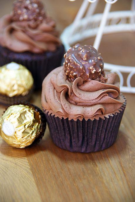 ¡A despedir el 2014! Cupcakes de Ferrero Rocher (Receta Navideña #4)