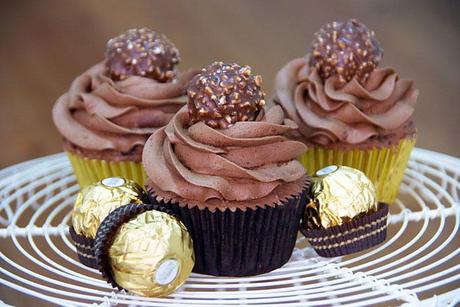 ¡A despedir el 2014! Cupcakes de Ferrero Rocher (Receta Navideña #4)