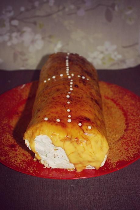 ROLL DE YEMA TOSTADA ROLL DE YEMA TOSTADA