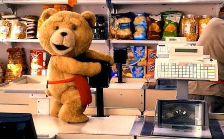 Crítica a TED: Un peluche liga más que tú Crítica a TED: Un peluche liga más que tú