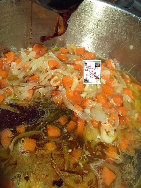 CARRILLADA EN SALSA A LA JEREZANA CARRILLADA EN SALSA A LA JEREZANA