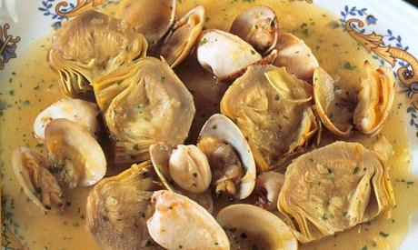 ALCACHOFA CON ALMEJAS Y CALAMARES ALCACHOFA CON ALMEJAS Y CALAMARES