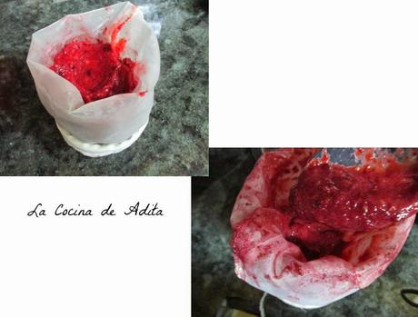 Tarta de mousse de mandarinas, con esferificación Tarta de mousse de mandarinas, con esferificación