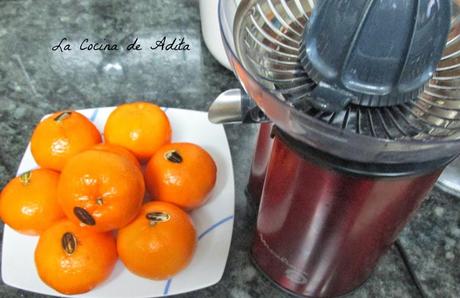 Tarta de mousse de mandarinas, con esferificación Tarta de mousse de mandarinas, con esferificación