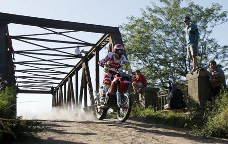 Barreda Bort se quedó con la segunda etapa del Dakar en motos