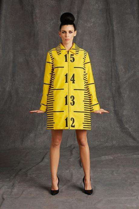 Moschino nos muestra su Colección Unfinished Pre-Fall 2015