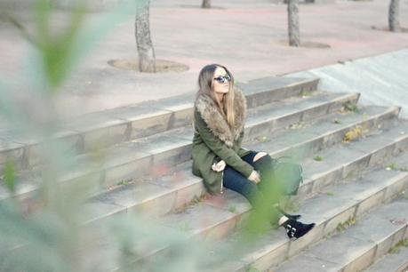 GREEN COAT IN PALO ALTO MARKET