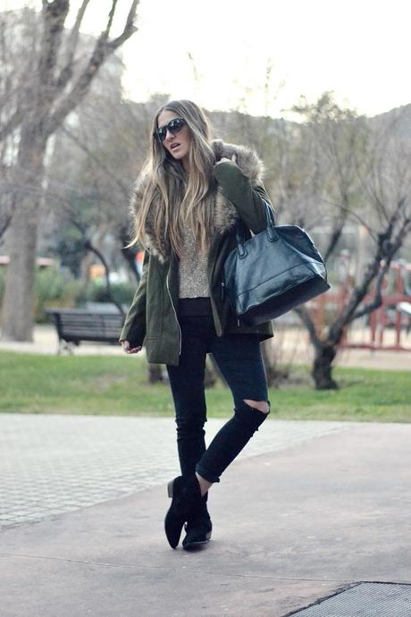 GREEN COAT IN PALO ALTO MARKET