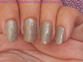 Look visón con estampado