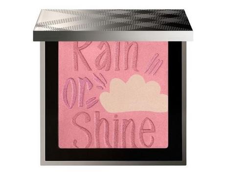 PÁJAROS Y ABEJAS EN LA NUEVA COLECCIÓN DE BURBERRYS PARA LA PRIMAVERA 2015. PÁJAROS Y ABEJAS EN LA NUEVA COLECCIÓN DE BURBERRYS PARA LA PRIMAVERA 2015.