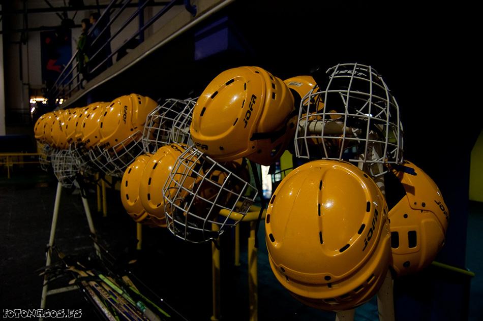 Foto Hockey sobre hielo en el Palau de gel de Andorra en Canillo