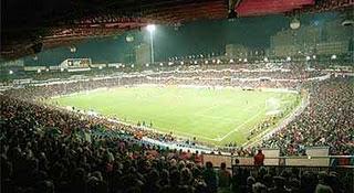 Y ALLÍ ESTOY YO..... Y ALLÍ ESTOY YO.....