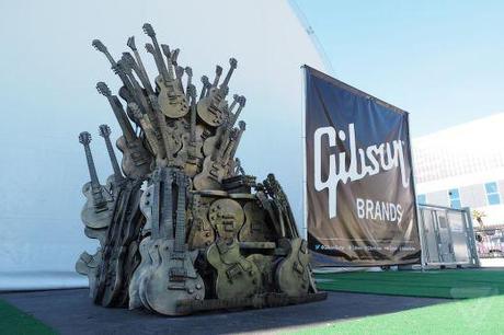 ‘Game of Thrones': Gibson construye su trono de hierro a base de guitarras. Gibson-Game-Of-Thrones