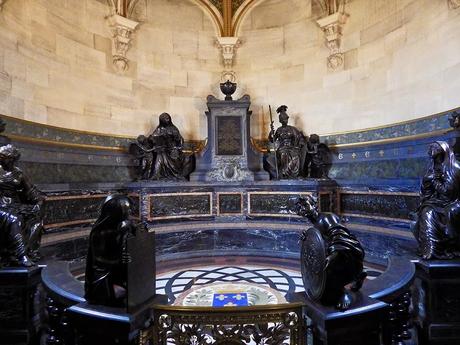 Back to Paris... Take 3 Back to Paris... Take 3