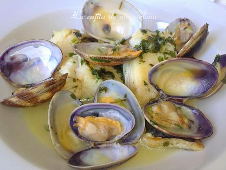 Bacalao con almejas en salsa verde