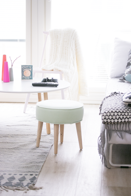 Decoración en blanco y madera en Helsinki 2