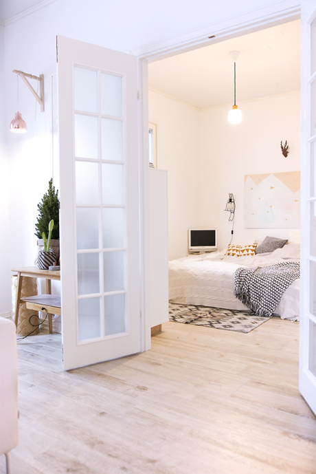 Decoración en blanco y madera en Helsinki 19