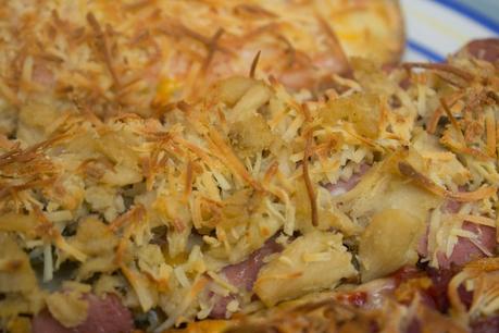 3 paninis caseros de salmón, atún y salchichas y chorizo 3 paninis caseros de salmón, atún y salchichas y chorizo