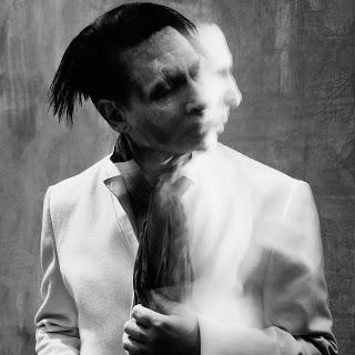 Escucha otra nueva canción de Marilyn Manson: 'Cupid carries a gun'