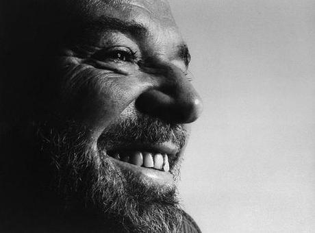 In Memoriam: 25 años sin Jaime Gil de Biedma. In Memoriam: 25 años sin Jaime Gil de Biedma.