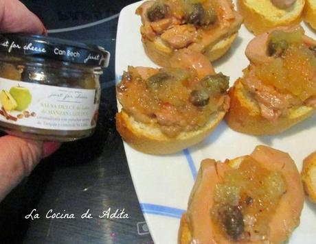 Foie de oca, con salsa dulce de manzanas, caramelizada con pistachos Foie de oca, con salsa dulce de manzanas, caramelizada con pistachos