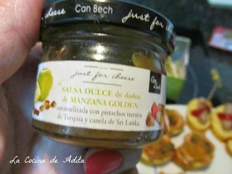 Foie de oca, con salsa dulce de manzanas, caramelizada con pistachos Foie de oca, con salsa dulce de manzanas, caramelizada con pistachos