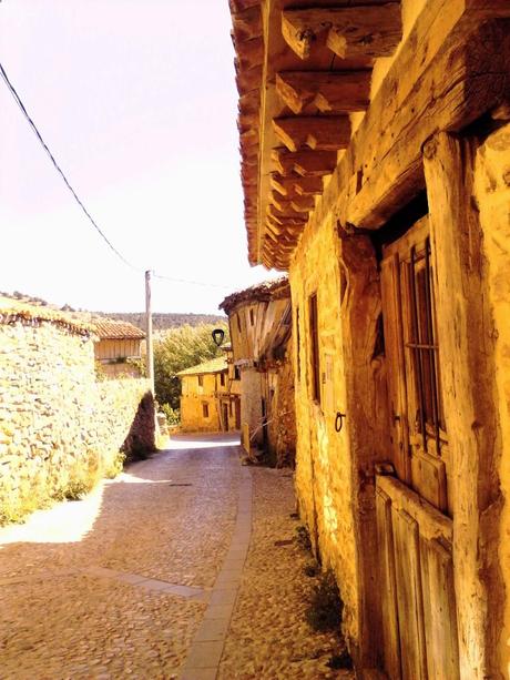 Calatañazor, el pueblo medieval mejor conservado de Soria Calatañazor, el pueblo medieval mejor conservado de Soria