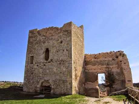 Calatañazor, el pueblo medieval mejor conservado de Soria Calatañazor, el pueblo medieval mejor conservado de Soria