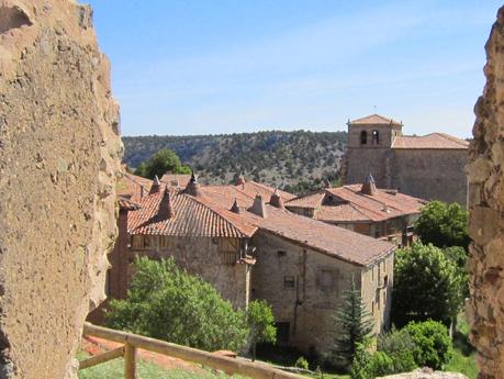 Calatañazor, el pueblo medieval mejor conservado de Soria Calatañazor, el pueblo medieval mejor conservado de Soria