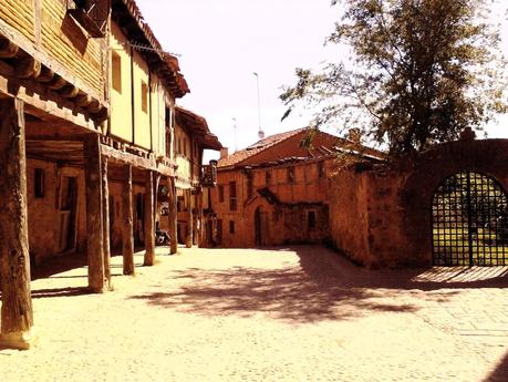 Calatañazor, el pueblo medieval mejor conservado de Soria Calatañazor, el pueblo medieval mejor conservado de Soria