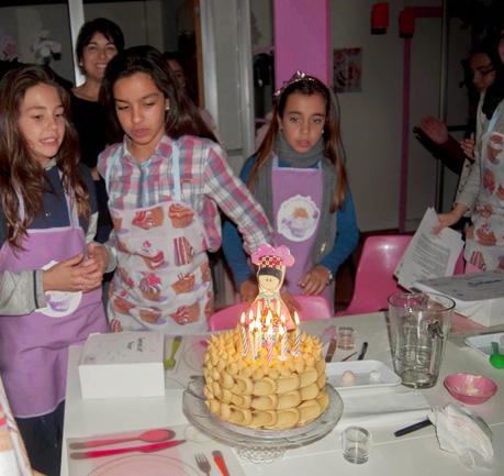 LAYER CAKE DE CHOCOLATE Y TOFFEE CON SORPRESA DE LACASITOS