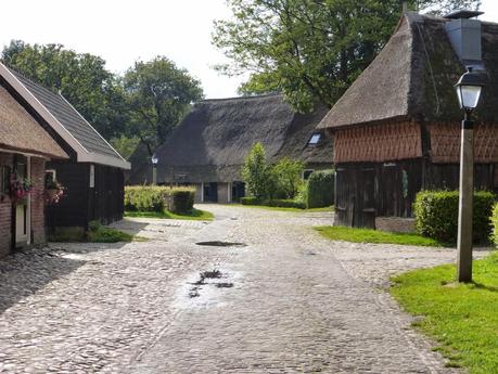 Día 9: Ruta 7: Deventer, Zwolle, Orvelte, Groningen Día 9: Ruta 7: Deventer, Zwolle, Orvelte, Groningen