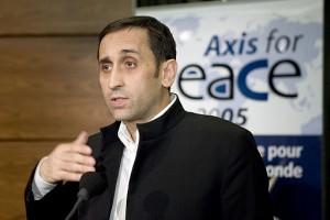 Charlie Hebdo, la OTAN y la islamofobia El periodista y activista francés Thierry Meyssan. Fuente: Wikimedia Commons.