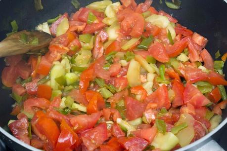 Pisto con pollo gratinado con queso cheddar Pisto con pollo gratinado con queso cheddar