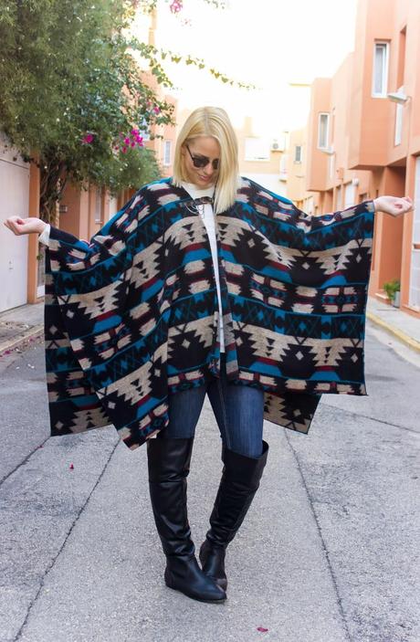 Poncho étnico Poncho étnico