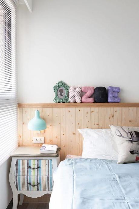 Apartamento fresco y colorido con toque mid-century modern 17