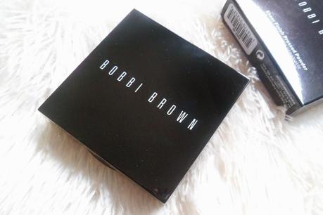 Bobbi Brown: Sheer Finish Pressed Powder Bobbi Brown: Sheer Finish Pressed Powder