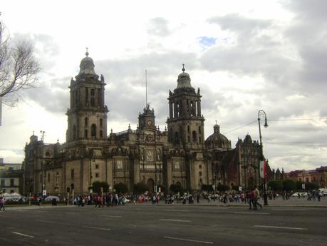 LA CATEDRAL LA CATEDRAL