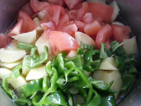 PATATAS A LA COCHAMBROSA PATATAS A LA COCHAMBROSA