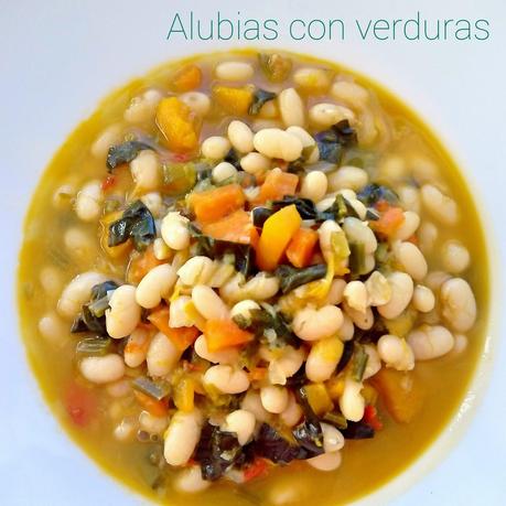 Alubias con verduras y algas kombu