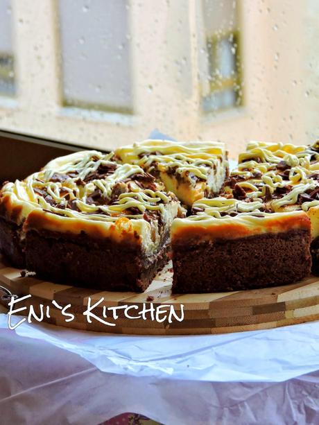 ¡Brownie! ¡Brownie cheesecake con Mars! ¡Brownie! ¡Brownie cheesecake con Mars!