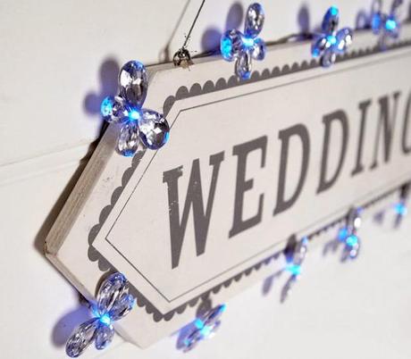 Mariposas led y mariposas para bodas: la primavera y el romanticismo renacen por la noche Rumbo a una boda con mariposas