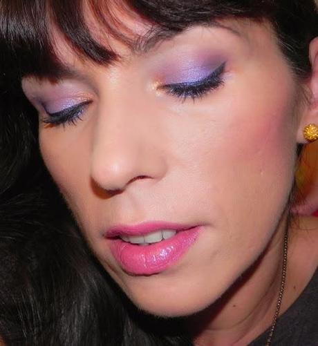 Flores de invierno: Hoy, Caléndula morada (look, manicura y outfit). Flores de invierno: Hoy, Caléndula morada (look, manicura y outfit).