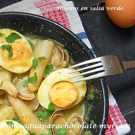 HUEVOS EN SALSA VERDE CON ALMEJAS Y ESPÁRRAGOS. HUEVOS EN SALSA VERDE CON ALMEJAS Y ESPÁRRAGOS.