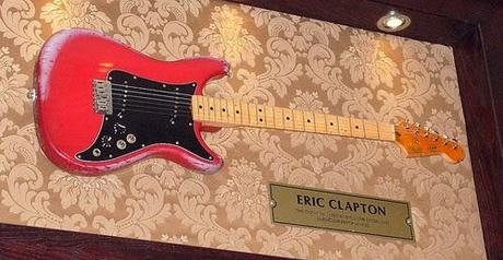 La primera guitarra que se colgó en el Hard Rock Café La primera guitarra que se colgó en el Hard Rock Café